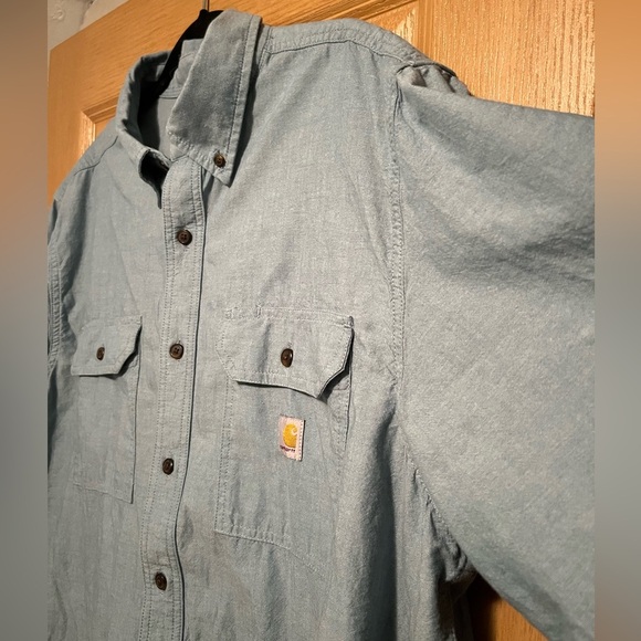 Carhartt Loose Fit Midweight Chambray Short Sleeve Button Down Shirt - Picture 3 of 11